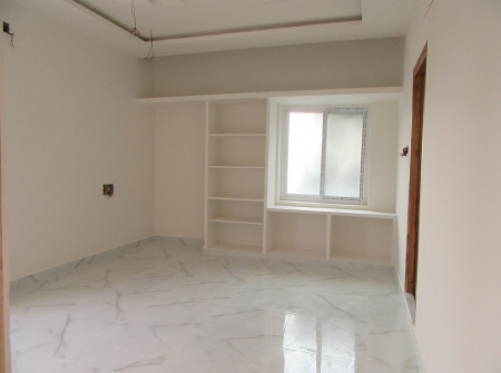4) Li Id : 117 - Childrens Bedroom.JPG
